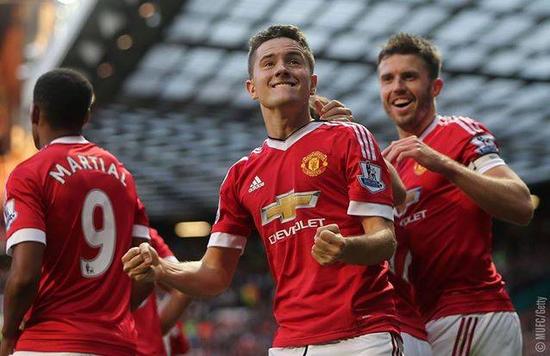 她们品牌在 她们品牌在